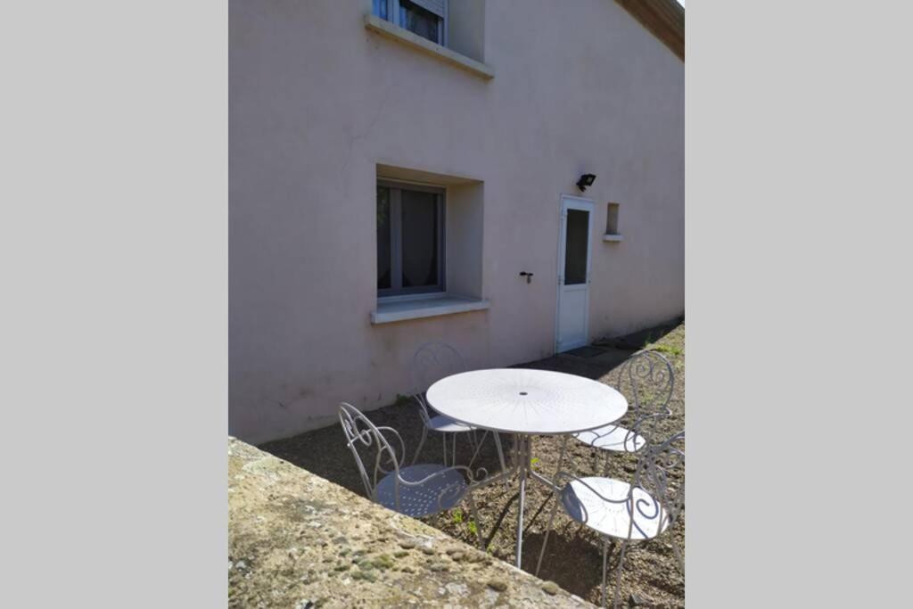 Chez Fabienne T3 Apartment Le Breuil-sur-Couze Exterior photo